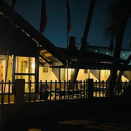 Winston Sea Front Villa Негомбо Екстериор снимка