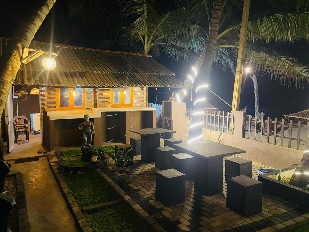 Winston Sea Front Villa Негомбо Екстериор снимка